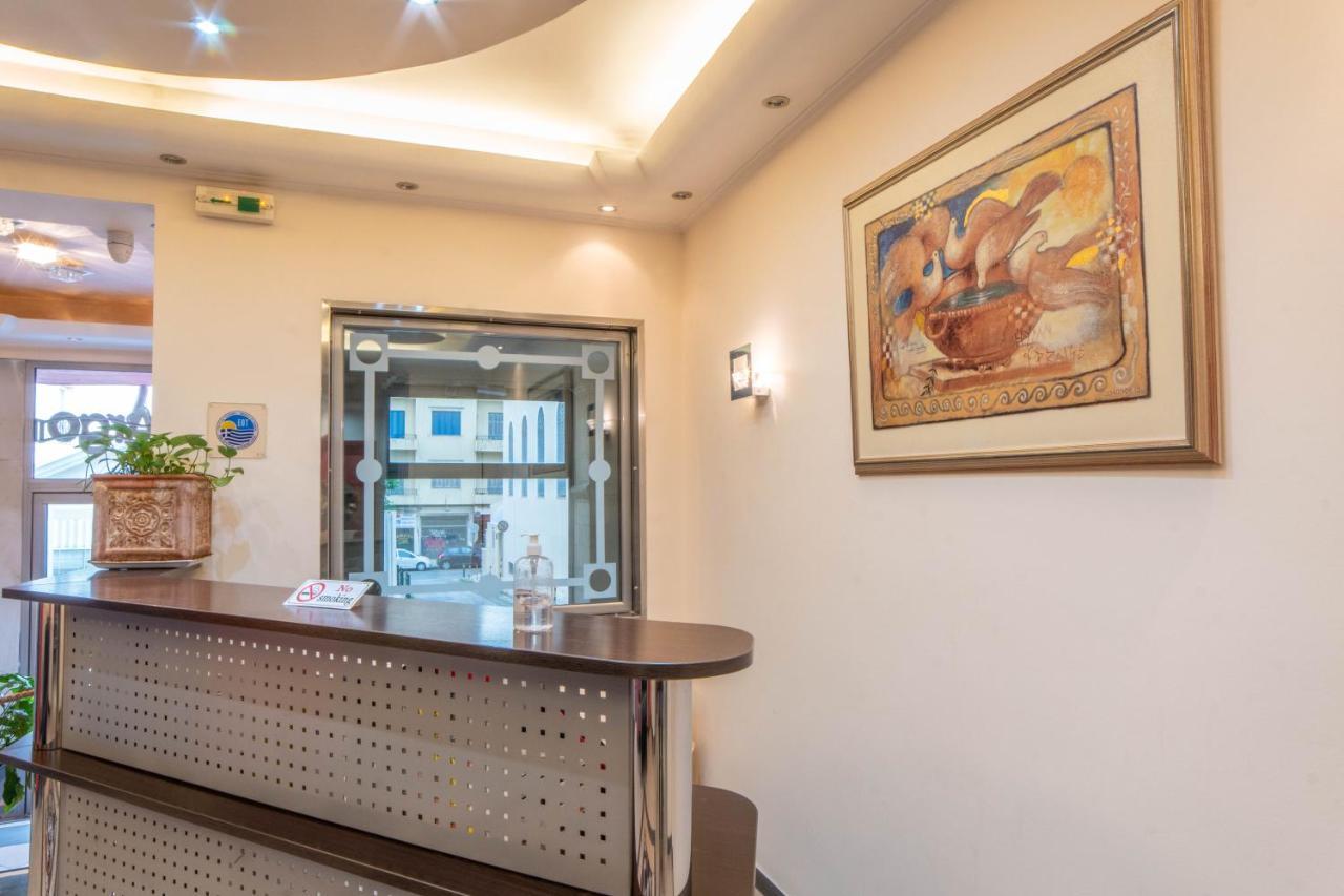 Argo Hotel Piraeus Exterior photo