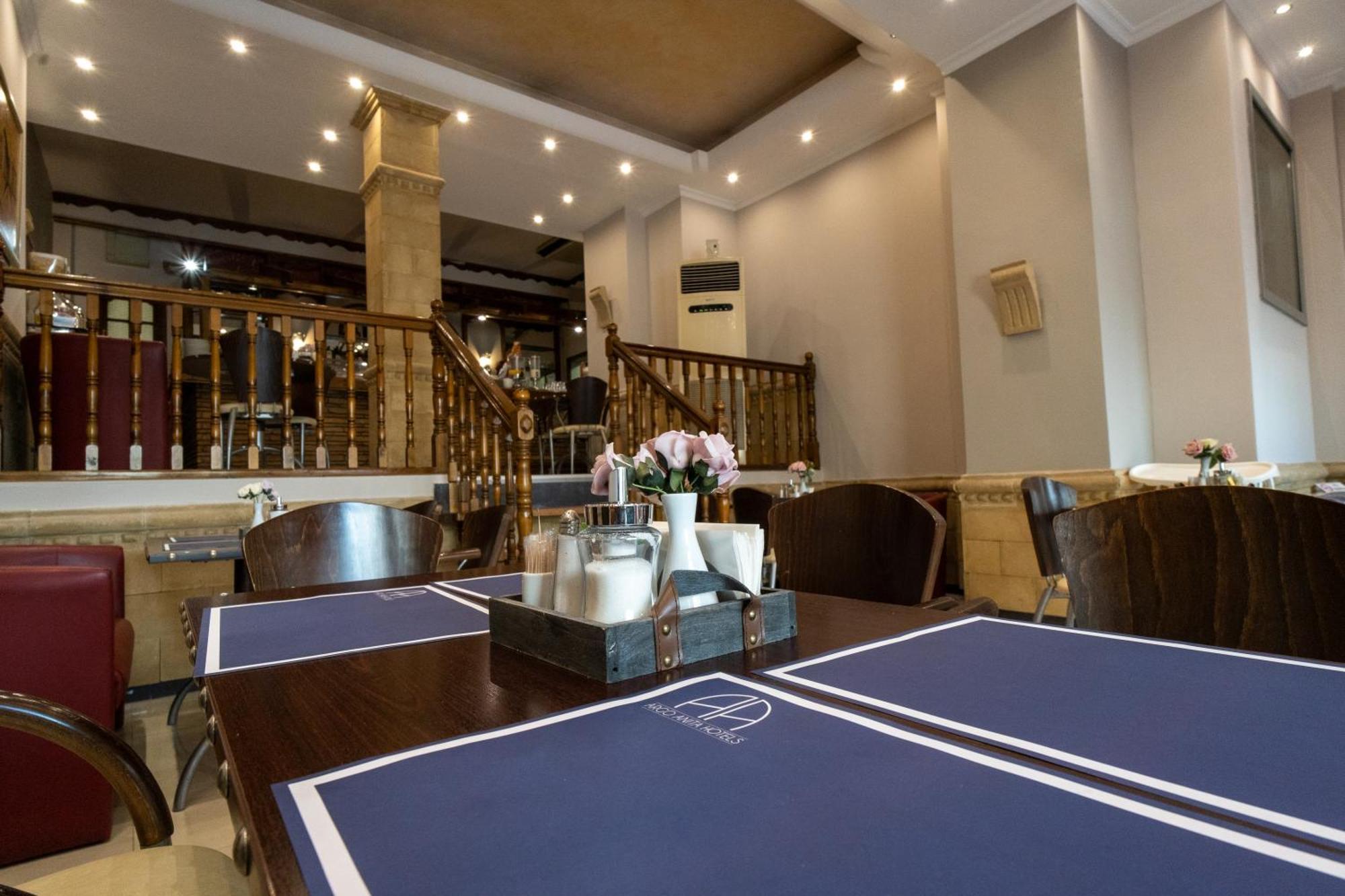 Argo Hotel Piraeus Exterior photo